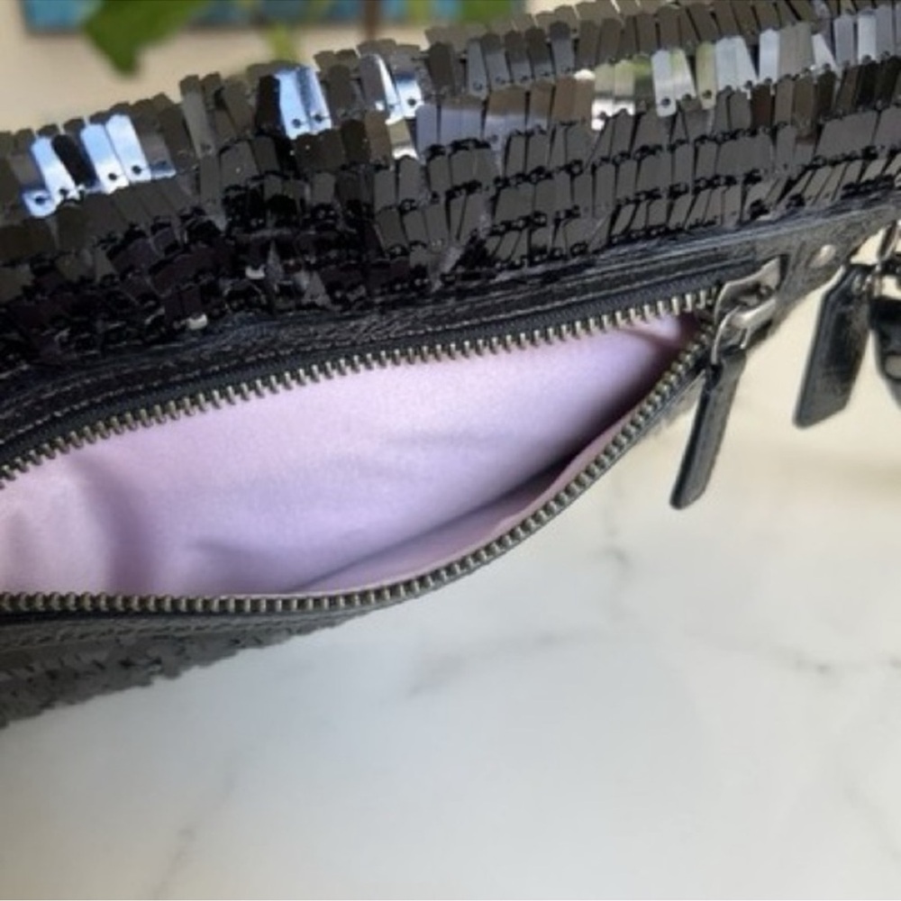 Limited EDT. Coach Black Party Sequin Clutch. Full size - Picture 3 of 8